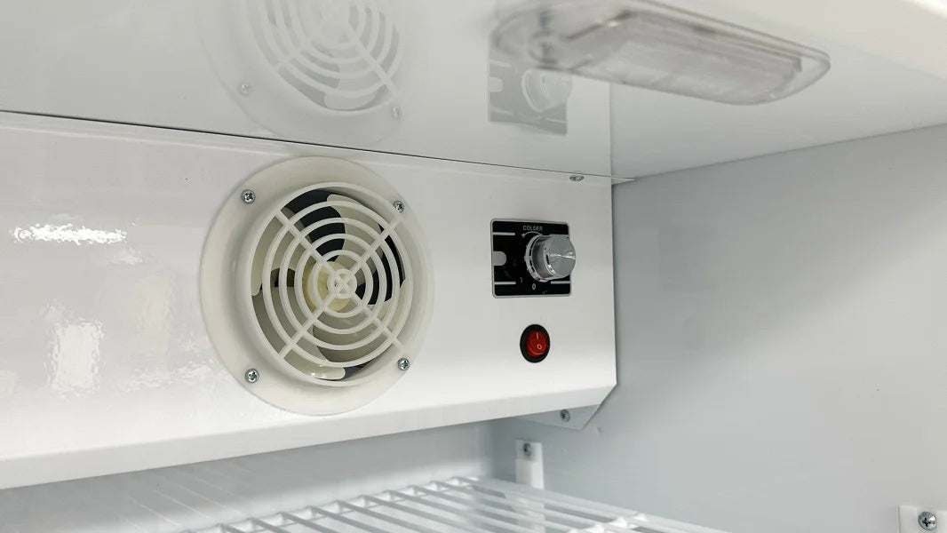 3 cu.ft Countertop Refrigerator D9713